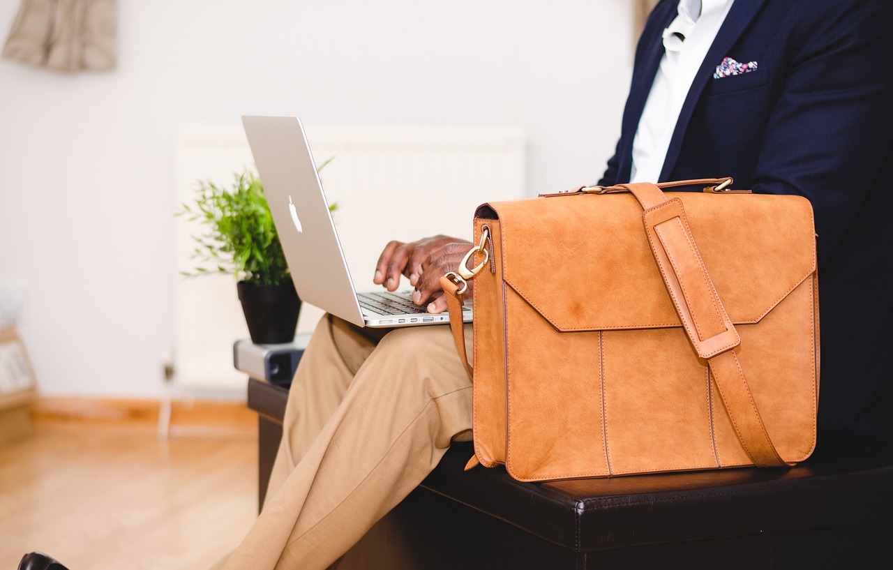 How to Make Your Own Handcrafted Tote Bags